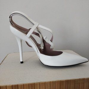 Fenty Date Night Pumps in White - Size 36/6